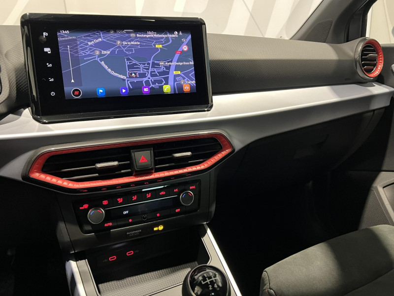 Photo 15 de l'offre de SEAT ARONA 1.0 TSI 110 ch Start/Stop BVM6 FR à 18490€ chez VL Auto