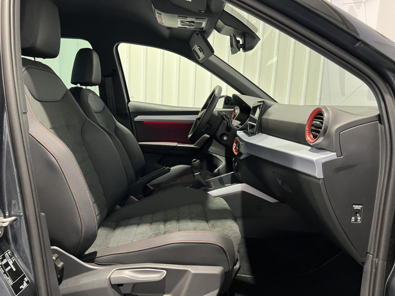 Photo 11 de l'offre de SEAT ARONA 1.0 TSI 110 ch Start/Stop BVM6 FR à 18490€ chez VL Auto