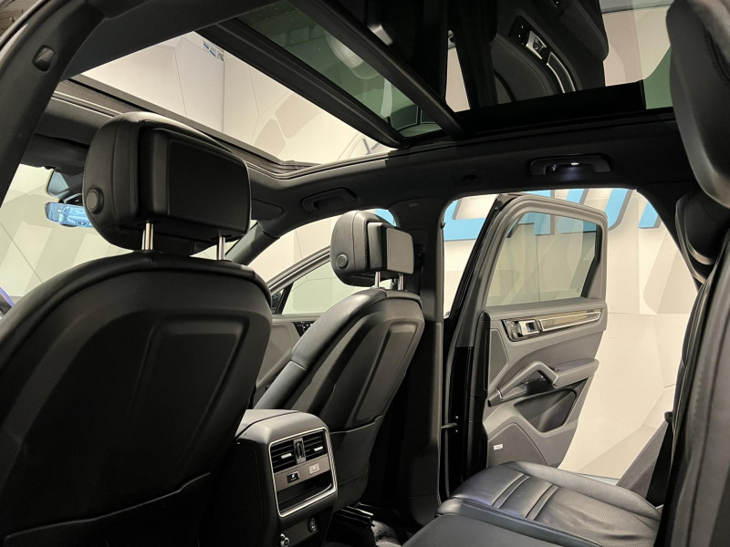 Photo 14 de l'offre de PORSCHE CAYENNE E-Hybrid 3.0 V6 462 ch Tiptronic BVA S à 54990€ chez VL Auto