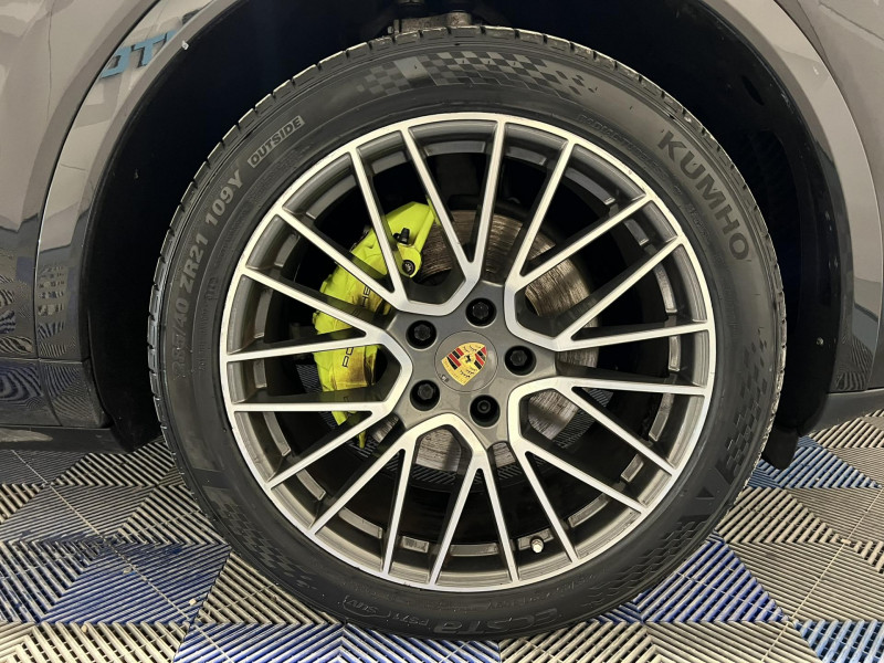 Photo 17 de l'offre de PORSCHE CAYENNE E-Hybrid 3.0 V6 462 ch Tiptronic BVA S à 54990€ chez VL Auto