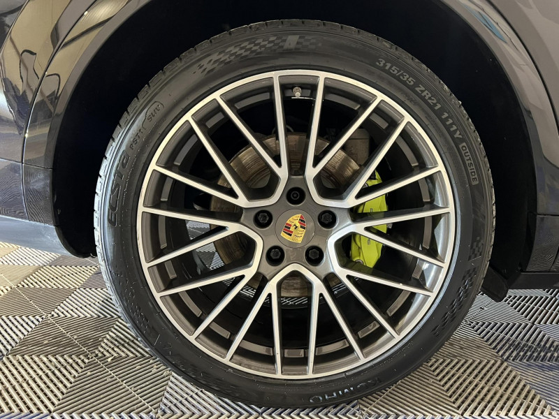 Photo 18 de l'offre de PORSCHE CAYENNE E-Hybrid 3.0 V6 462 ch Tiptronic BVA S à 54990€ chez VL Auto