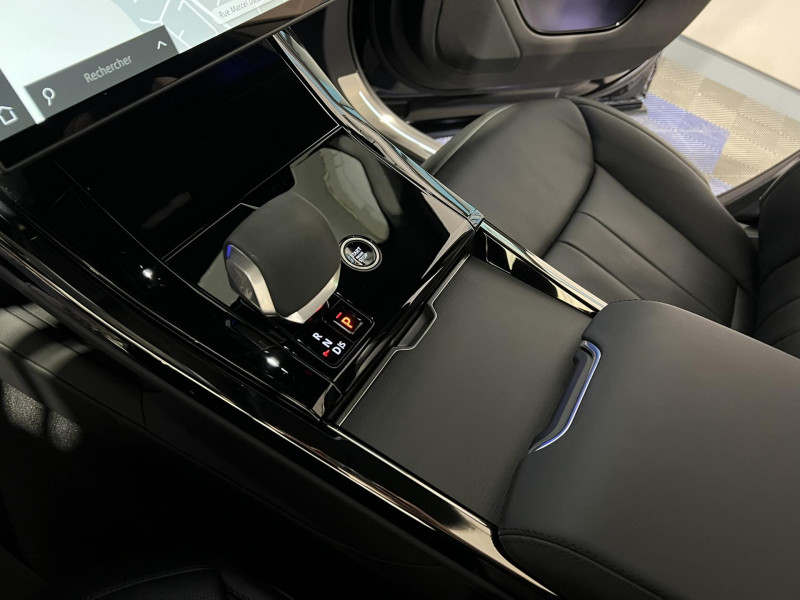 Photo 13 de l'offre de LAND-ROVER RANGE ROVER SPORT P550e AWD 3.0L i6 PHEV Autobiography à 119990€ chez VL Auto