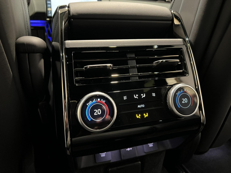 Photo 22 de l'offre de LAND-ROVER RANGE ROVER SPORT P550e AWD 3.0L i6 PHEV Autobiography à 119990€ chez VL Auto