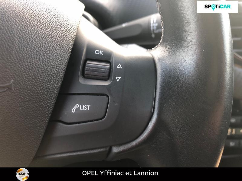 Photo 16 de l'offre de PEUGEOT 208 1.2 PureTech 82ch Allure 5p à 13480€ chez Roger Hamon - OPEL Yffiniac