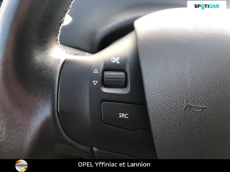 Photo 15 de l'offre de PEUGEOT 208 1.2 PureTech 82ch Allure 5p à 13480€ chez Roger Hamon - OPEL Yffiniac