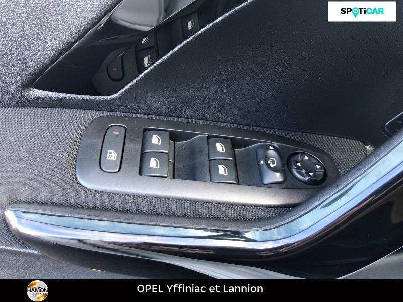 Photo 19 de l'offre de PEUGEOT 208 1.2 PureTech 82ch Allure 5p à 13480€ chez Roger Hamon - OPEL Yffiniac