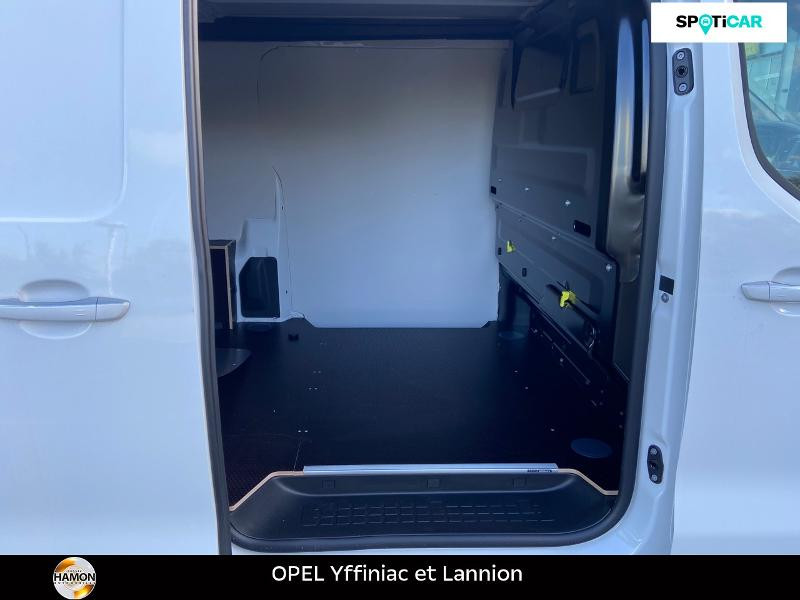 Photo 10 de l'offre de OPEL Vivaro Fg L2 Standard Vivaro-e 300 Pack Clim à 39750€ chez Roger Hamon - OPEL Lannion