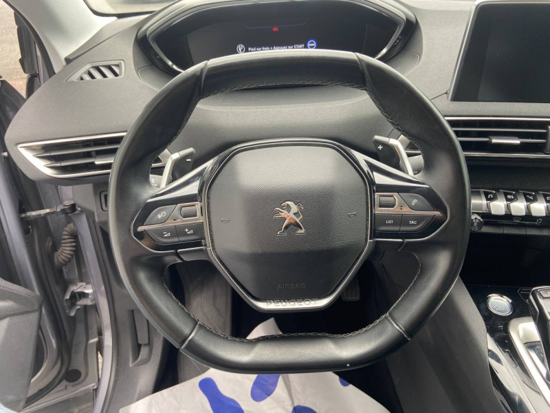 Photo 11 de l'offre de PEUGEOT 5008 (2) BlueHDi 130 S&S EAT8 ALLURE à 24790€ chez Carlyss automobiles Vitré