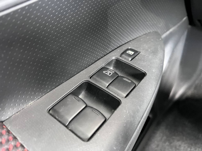 Photo 12 de l'offre de NISSAN Note 1.5 dCi 86ch Acenta à 5490€ chez Carlyss automobiles Vitré