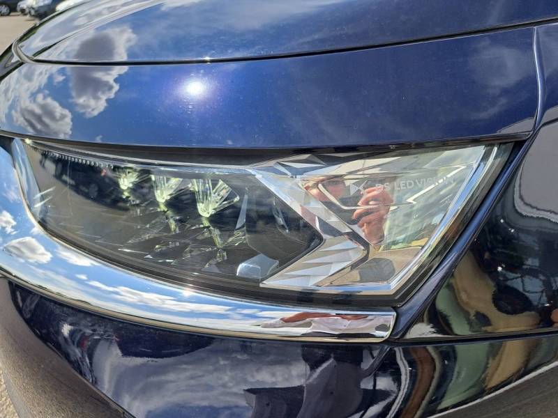 Photo 6 de l'offre de DS DS 7 Crossback BlueHDi 180 Automatique Grand Chic à 29490€ chez Carlyss automobiles Vitré