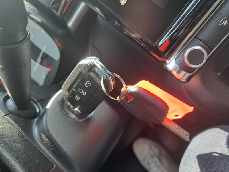 Photo 15 de l'offre de CITROEN C3 (3) PureTech 82 BVM Shine à 11490€ chez Carlyss automobiles Vitré