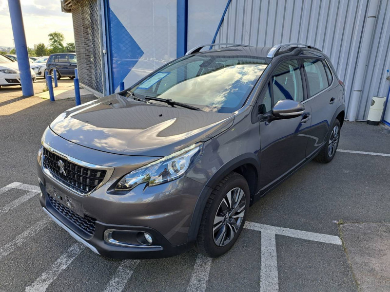 Photo 2 de l'offre de PEUGEOT 2008 Puretech 110 S&S EAT6 ALLURE à 16990€ chez Carlyss automobiles Vitré