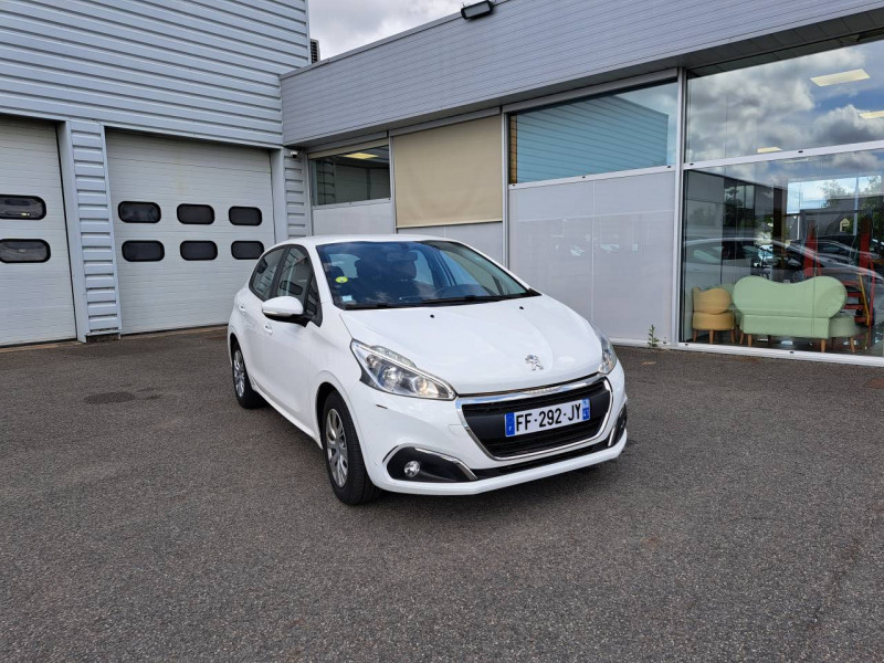 Photo 1 de l'offre de PEUGEOT 208 BLUEHDI 100 S&S ACTIVE BUSINESS à 13490€ chez Carlyss automobiles Vitré