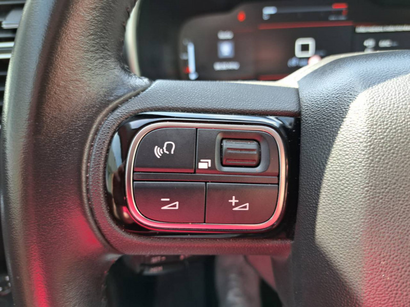 Photo 20 de l'offre de CITROEN C5 Aircross BlueHDi 130 S&S BVM6 Feel à 23990€ chez Carlyss automobiles Vitré