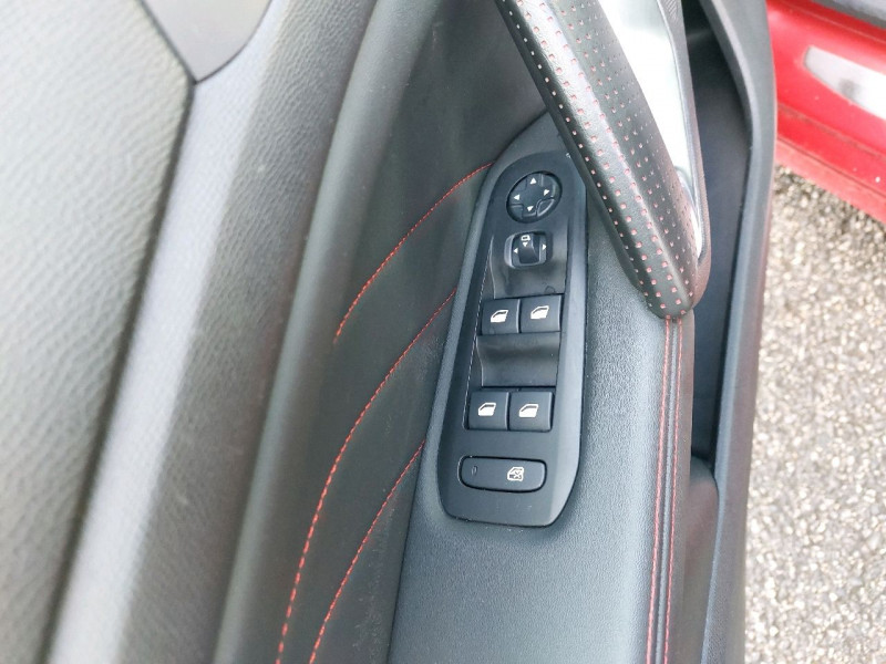 Photo 11 de l'offre de PEUGEOT 308 SW (2) Puretech 130 S&S GT Line à 15790€ chez Carlyss automobiles Vitré