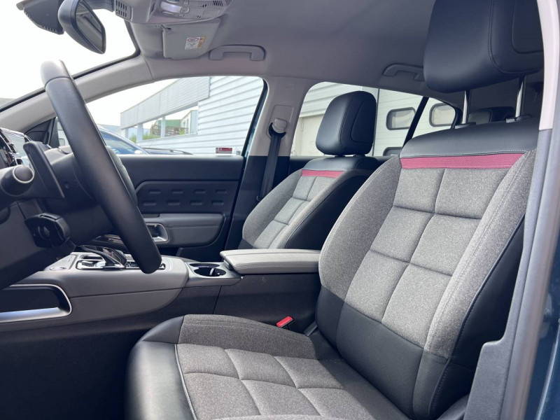 Photo 7 de l'offre de CITROEN C5 Aircross PureTech 130 S&S EAT8 Feel à 22490€ chez Carlyss automobiles Vitré