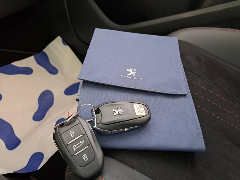Photo 29 de l'offre de PEUGEOT 308 (2) PureTech 130 S&S GT à 17990€ chez Carlyss automobiles Vitré