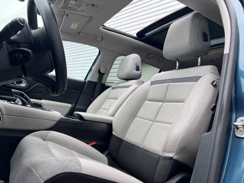Photo 10 de l'offre de CITROEN C5 Aircross BlueHDi 180 S&S EAT8 Shine à 21490€ chez Carlyss automobiles Vitré