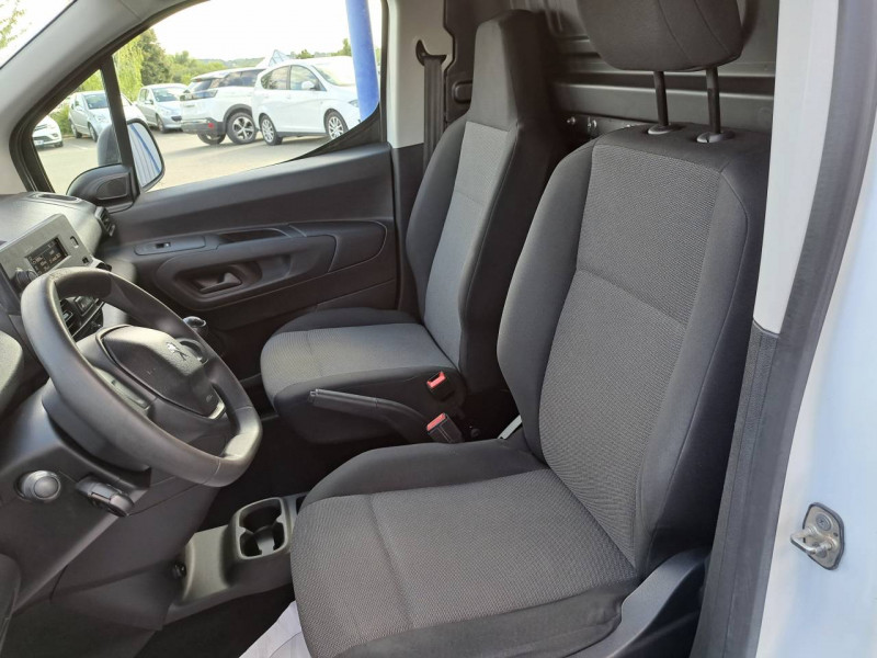 Photo 6 de l'offre de Peugeot Partner (3) BHDI 100 S&S STANDARD 650KG PREMIUM à 11290€ chez Carlyss automobiles Vitré