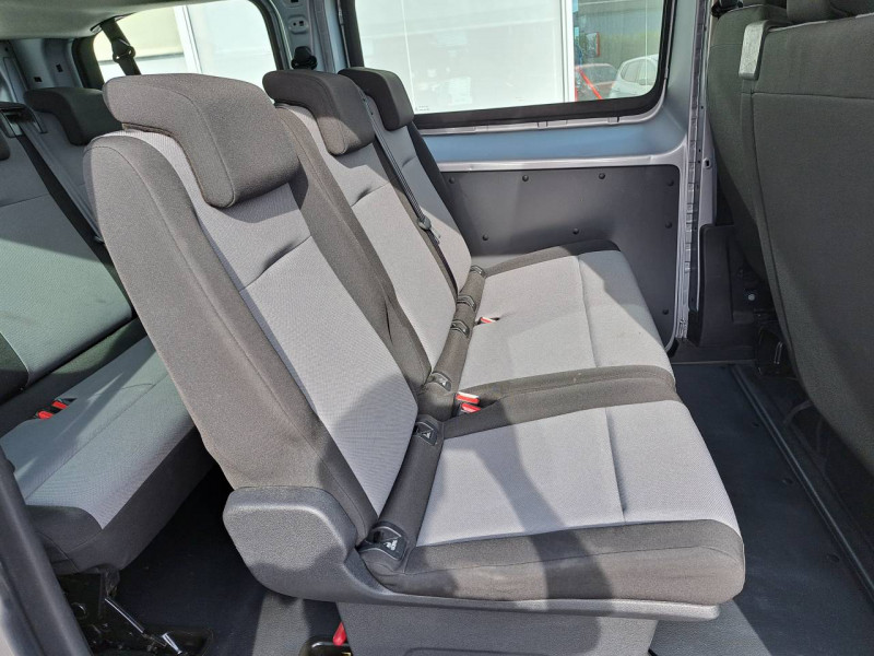 Photo 7 de l'offre de PEUGEOT Traveller BlueHDi 120 S&S EAT8 STANDARD ACTIVE à 29990€ chez Carlyss automobiles Vitré