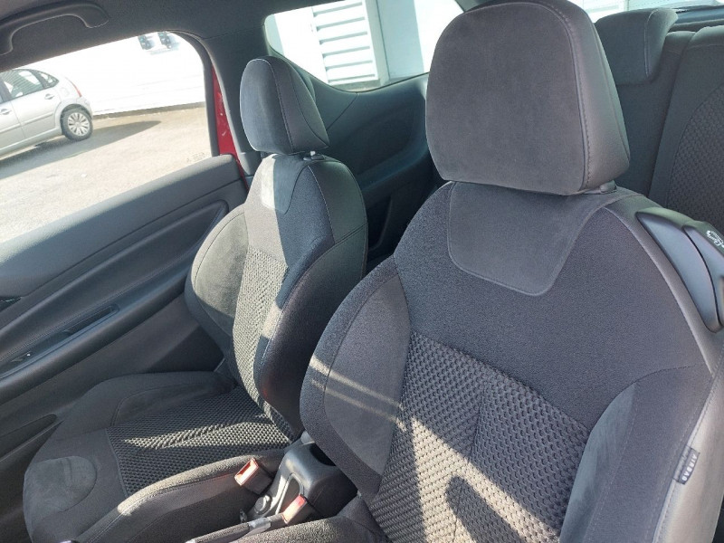 Photo 9 de l'offre de CITROEN DS3 PureTech 110 S&S BVM So Chic à 10990€ chez Carlyss automobiles Vitré