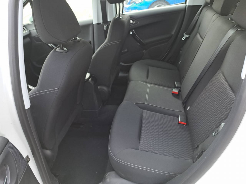 Photo 7 de l'offre de PEUGEOT 208 BLUEHDI 100 S&S ACTIVE BUSINESS à 13490€ chez Carlyss automobiles Vitré