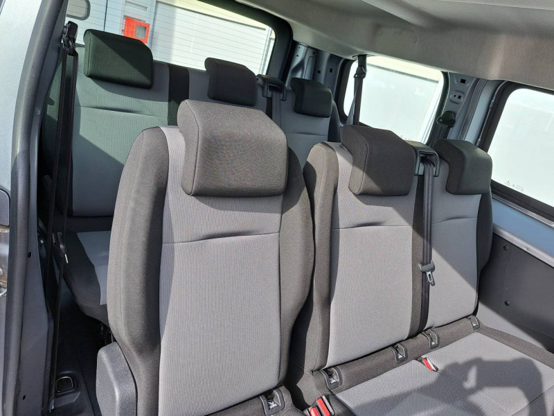 Photo 9 de l'offre de PEUGEOT Traveller BlueHDi 120 S&S EAT8 STANDARD ACTIVE à 29990€ chez Carlyss automobiles Vitré