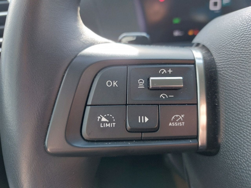Photo 16 de l'offre de Citroën C4 (3) PureTech 130 S&S EAT8 Shine à 21490€ chez Carlyss automobiles Vitré