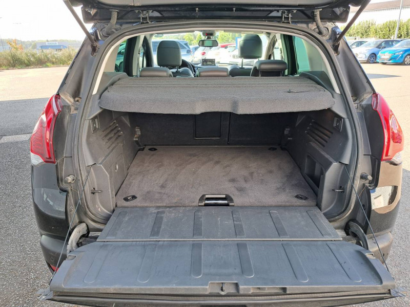 Photo 6 de l'offre de PEUGEOT 3008 1.6 BlueHDi 120 S&S EAT6 Féline à 13790€ chez Carlyss automobiles Vitré