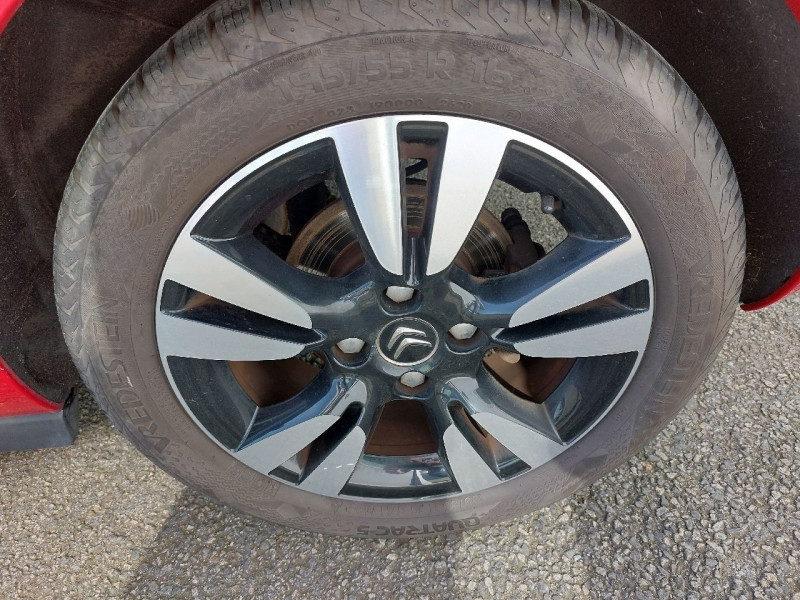 Photo 6 de l'offre de CITROEN DS3 PureTech 110 S&S BVM So Chic à 10990€ chez Carlyss automobiles Vitré