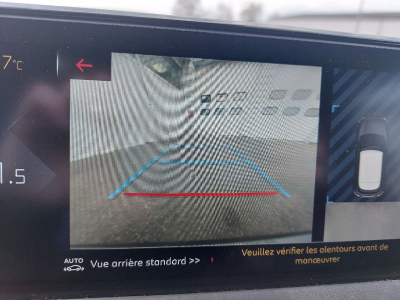 Photo 12 de l'offre de DS DS 3 Crossback BlueHDi 130 Auto Grand Chic à 25490€ chez Carlyss automobiles Vitré