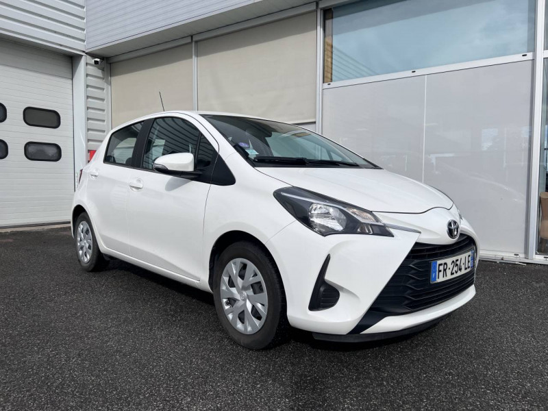 Toyota Yaris (3) 70 VVT-i Ultimate Essence Blanc Occasion à vendre