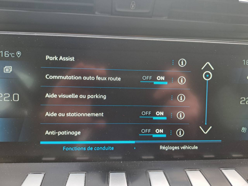 Photo 16 de l'offre de PEUGEOT 508 SW (2) BlueHDi 130 S&S EAT8 ALLURE à 21790€ chez Carlyss automobiles Vitré