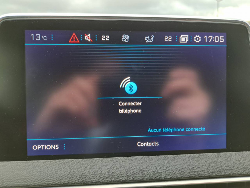 Photo 15 de l'offre de PEUGEOT 5008 (2) 1.6 BLUEHDI 120 S&S EAT6 ALLURE à 19490€ chez Carlyss automobiles Vitré