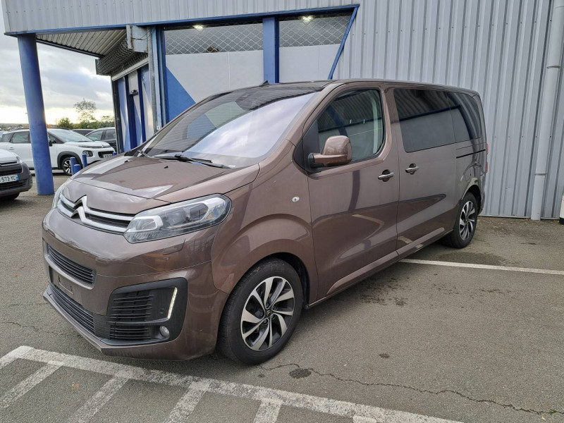 Photo 2 de l'offre de CITROEN Spacetourer Taille M BlueHDi 180 S&S EAT8 Shine à 35990€ chez Carlyss automobiles Vitré