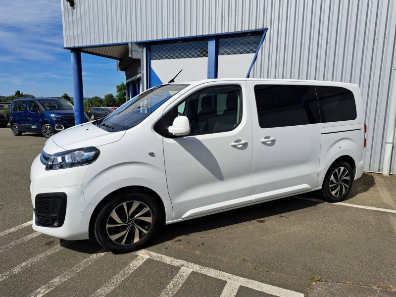 Photo 2 de l'offre de CITROEN Spacetourer Taille M BlueHDi 180 S&S EAT8 Shine à 35990€ chez Carlyss automobiles Vitré