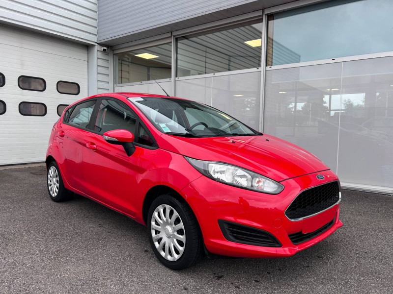 Ford Fiesta (6) 5P 1.25 82ch Fun Essence Rouge Occasion à vendre