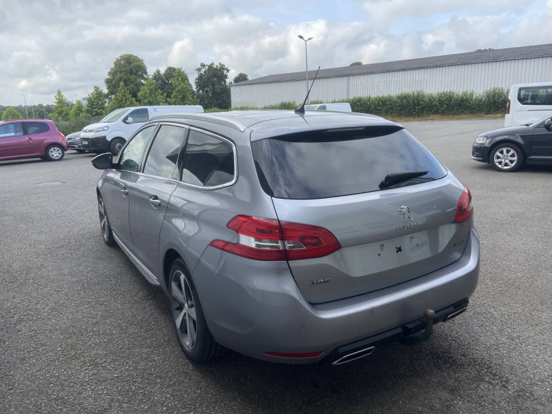 Photo 5 de l'offre de PEUGEOT 308 SW (2) BlueHDi 130 EAT8 S&S SW GT LINE à 14790€ chez Carlyss automobiles Vitré