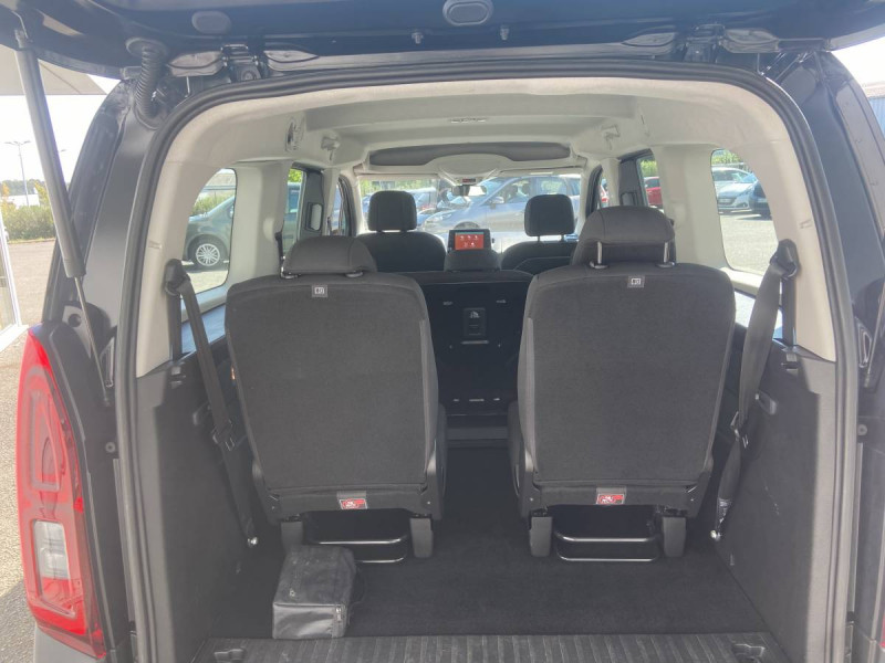 Photo 8 de l'offre de CITROEN Berlingo (3) XL (7 places) BHDi 130 S&S BVM6 Feel Pck à 22490€ chez Carlyss automobiles Vitré