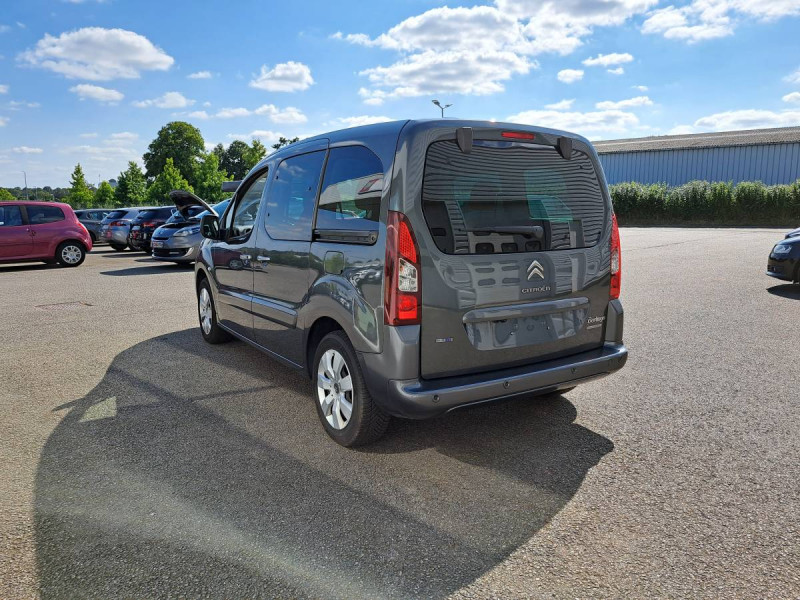 Photo 4 de l'offre de Citroën Berlingo Multispace (2) BlueHDi 120 S&S BVM6 Shine à 13990€ chez Carlyss automobiles Vitré