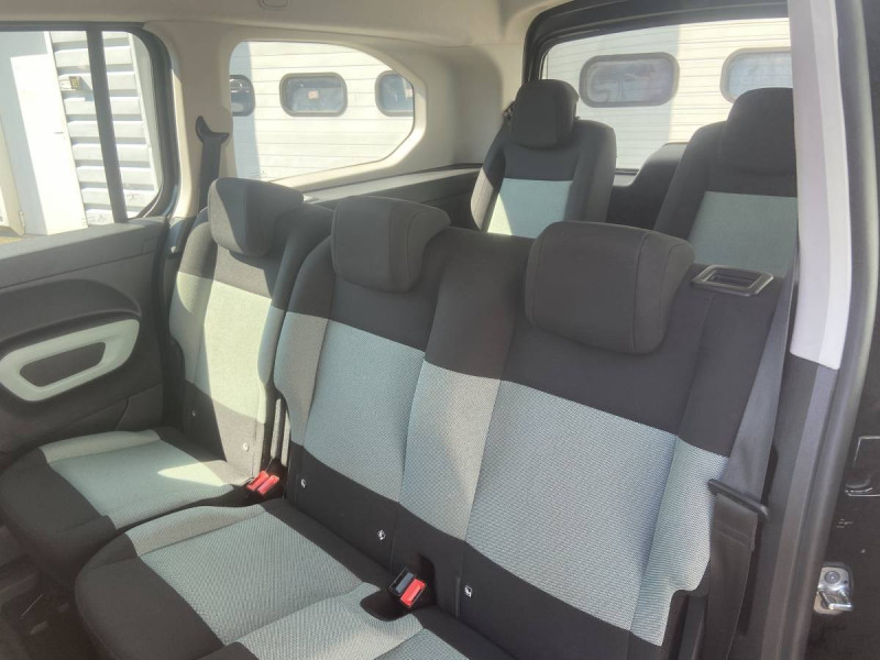 Photo 7 de l'offre de CITROEN Berlingo (3) XL (7 places) BHDi 130 S&S BVM6 Feel Pck à 22490€ chez Carlyss automobiles Vitré