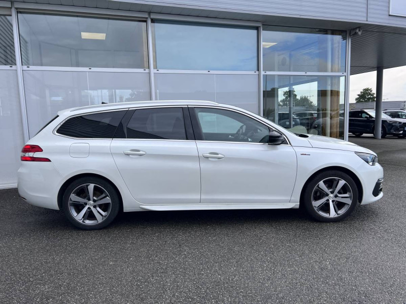 Photo 3 de l'offre de PEUGEOT 308 SW (2) BlueHDi 130 S&S GT Line à 15790€ chez Carlyss automobiles Vitré