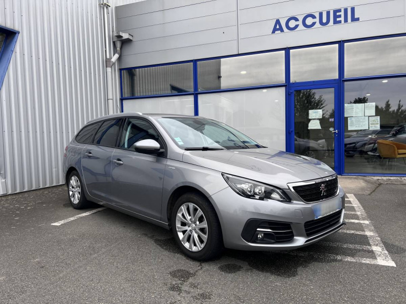 Peugeot 308 SW (2) BlueHDi 130 S&S Style Diesel Gris clair Occasion à vendre