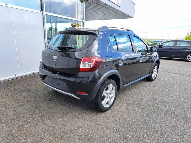 Photo 3 de l'offre de Dacia Sandero (2) Stepway Ambiance TCe 90 à 8490€ chez Carlyss automobiles Vitré