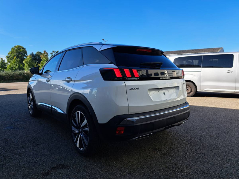 Photo 4 de l'offre de PEUGEOT 3008 (2) BlueHDi 180 S&S EAT8 GT à 25990€ chez Carlyss automobiles Vitré