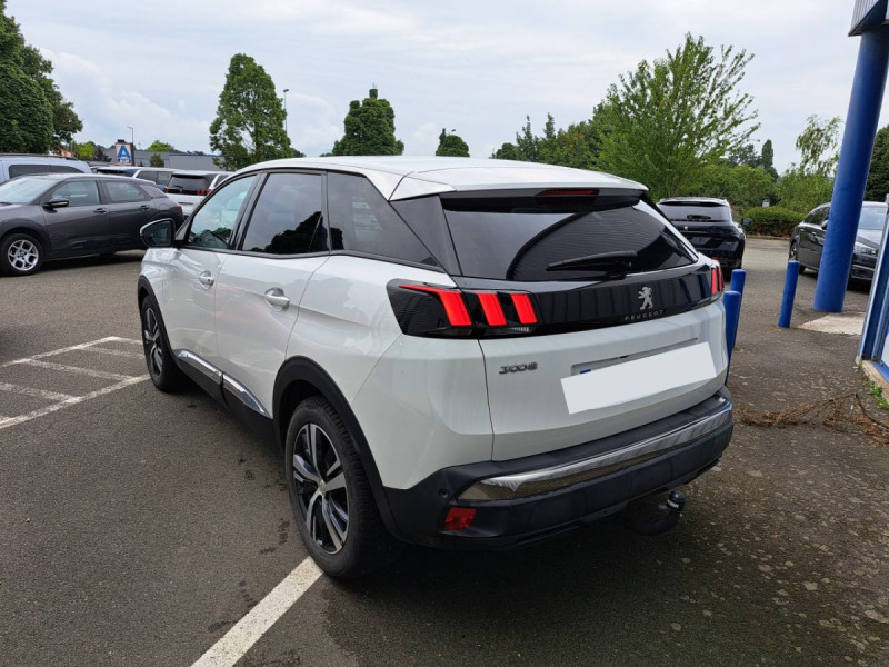 Photo 4 de l'offre de PEUGEOT 3008 1.6 BlueHDi 120 S&S Allure à 14990€ chez Carlyss automobiles Vitré