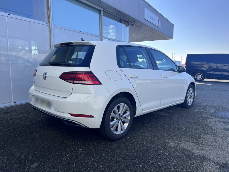 Photo 4 de l'offre de VOLKSWAGEN Golf (7) 1.6 TDI 115 BVM5 Confortline BMT à 14790€ chez Carlyss automobiles Vitré