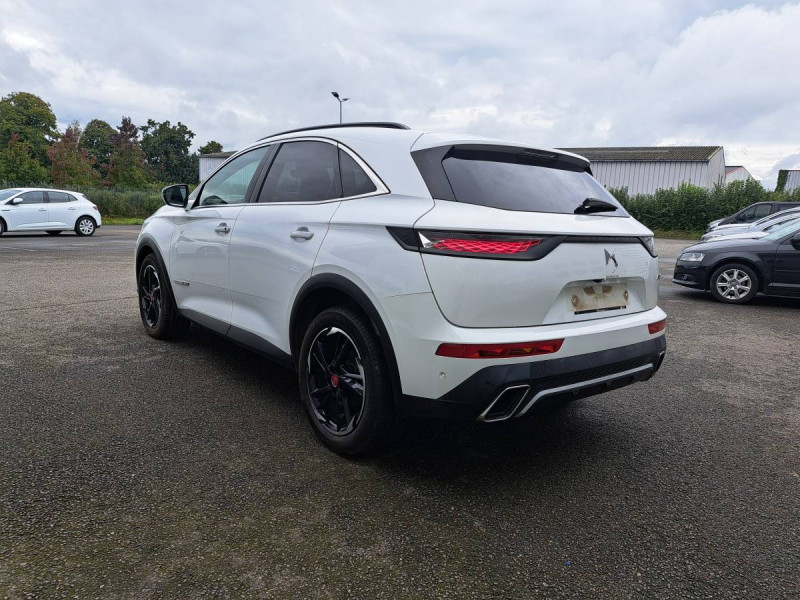 Photo 5 de l'offre de DS DS 7 Crossback BlueHDi 180 Automatique PERFORM Line à 26490€ chez Carlyss automobiles Vitré