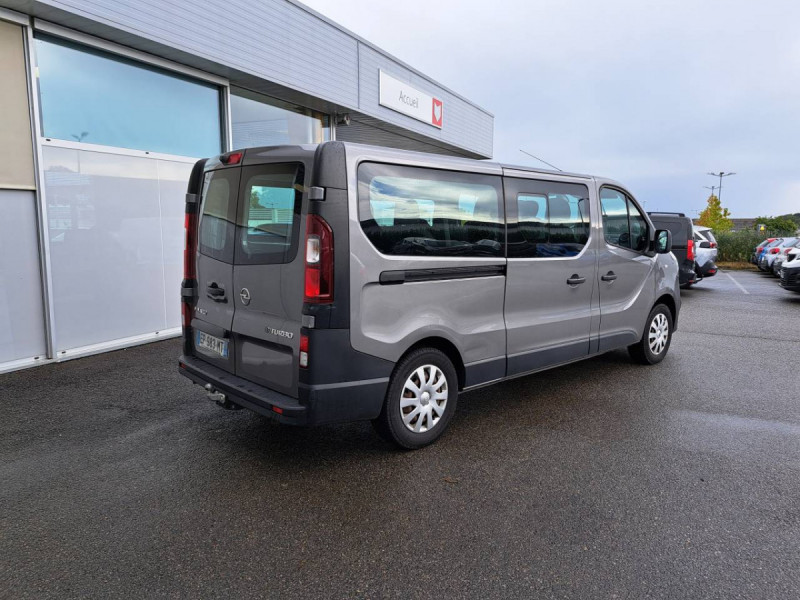 Photo 22 de l'offre de OPEL VIVARO COMBI 1.6 CDTI 125 ECO S/S 2.9 L2H1 PACK CLIM+ (Combi)  4 portes  (avril 2015) (co2 149)  à 19990€ chez Carlyss automobiles Vitré