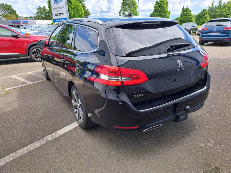 Photo 3 de l'offre de PEUGEOT 308 SW (2) BlueHDi 130 EAT 8 S&S SW GT à 16790€ chez Carlyss automobiles Vitré